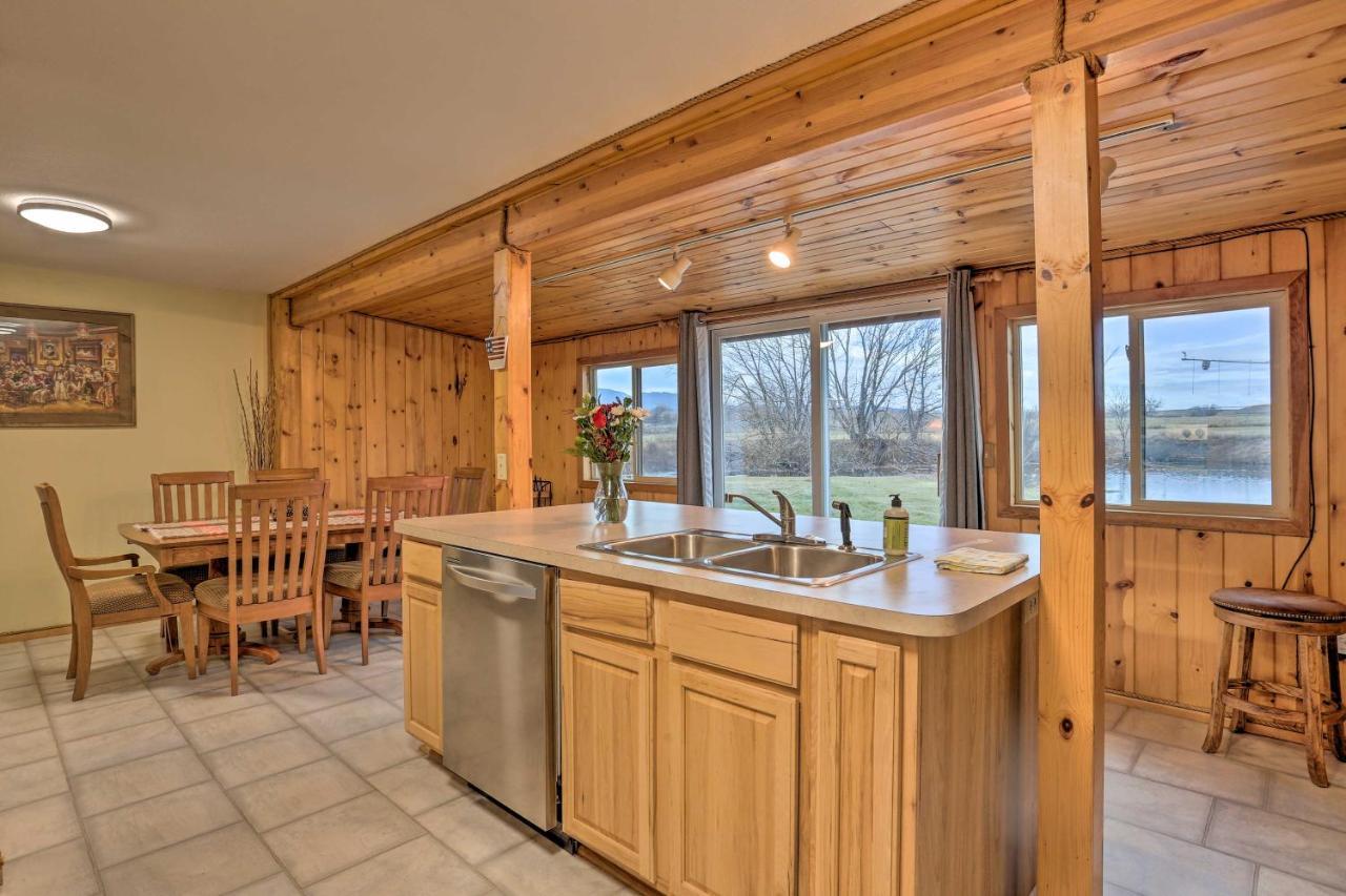 Rustic Spearfish Cabin On 12-Acre Trout Farm Extérieur photo