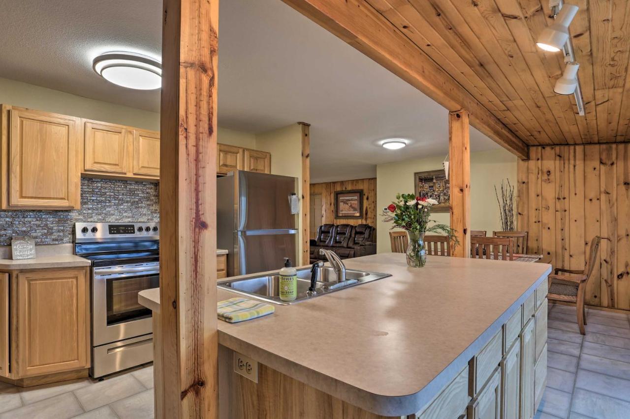 Rustic Spearfish Cabin On 12-Acre Trout Farm Extérieur photo