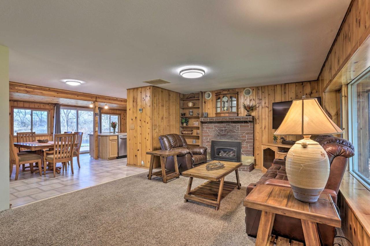 Rustic Spearfish Cabin On 12-Acre Trout Farm Extérieur photo