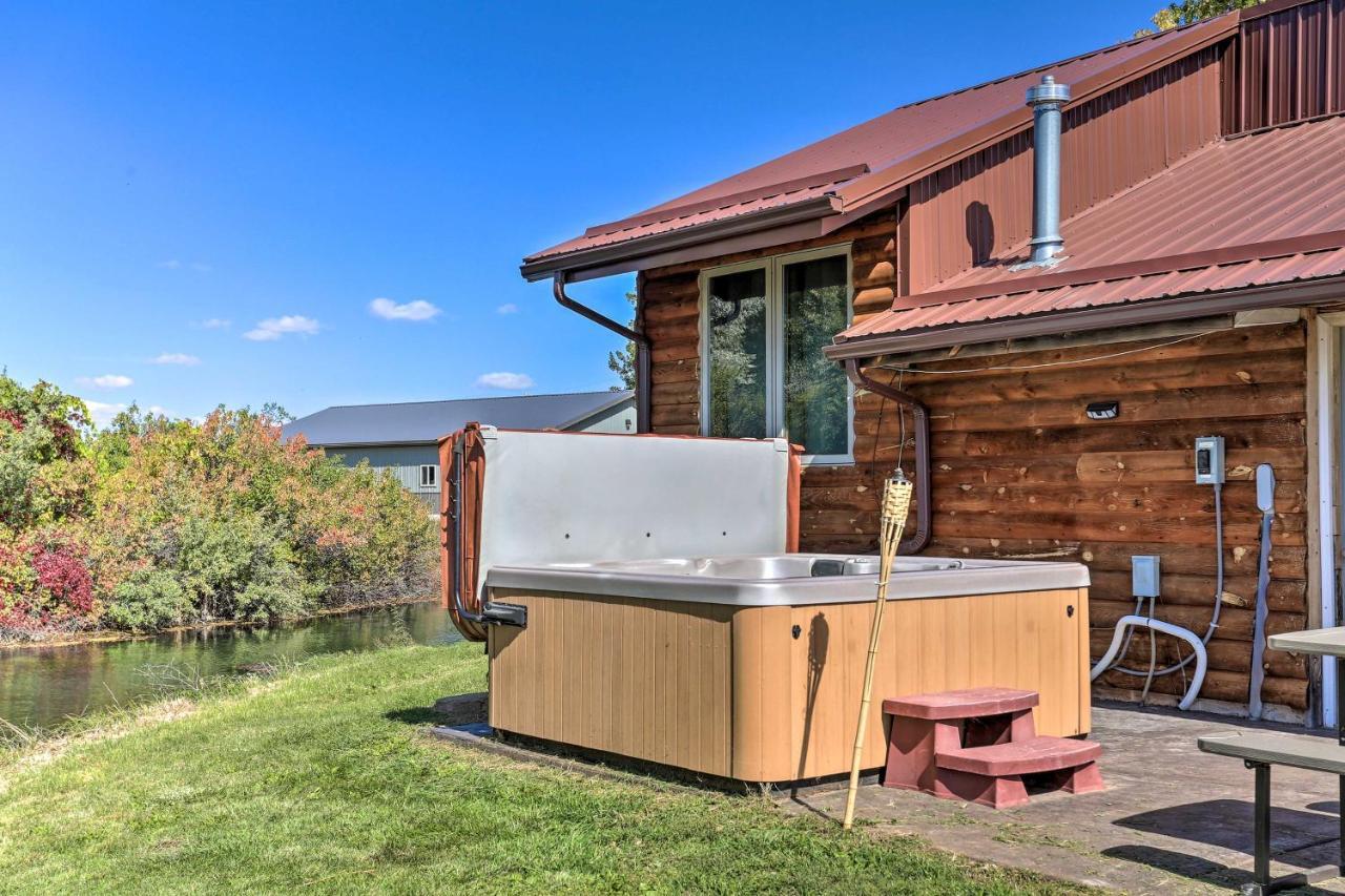 Rustic Spearfish Cabin On 12-Acre Trout Farm Extérieur photo